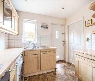 Sedgegarth, Thorner, Leeds, West Yorkshire, LS14 - Photo 3