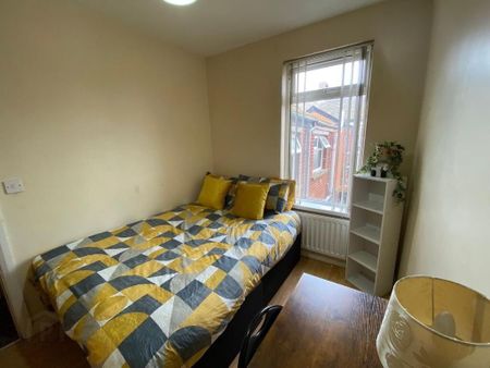 Balfour Avenue, Room 5, & Room 2. All Bills Included, Belfast, BT7 2EX - Photo 5