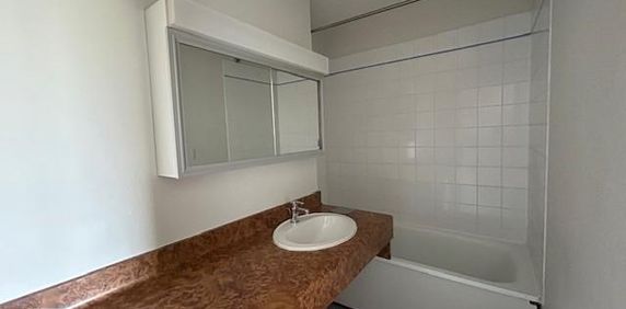 Location Appartement 2 pièces 34m² MARCQ EN BAROEUL 59700 - Photo 2