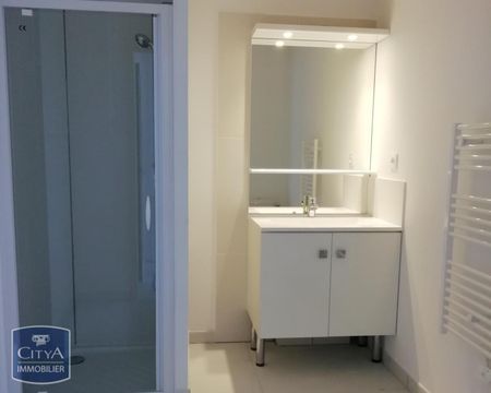 Location Appartement 2 pièces 41m² PAREMPUYRE 33290 - Photo 2