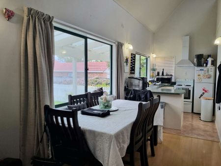 2 Bedroom in Prime Position - Beachlands - Photo 3