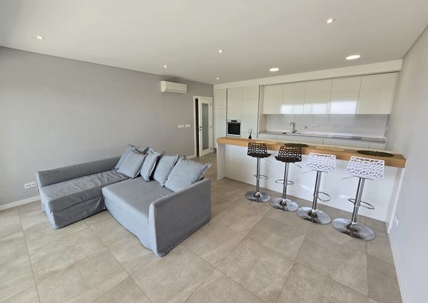 Apartamento T1 para arrendamento, com vista mar em Albufeira, Algarve