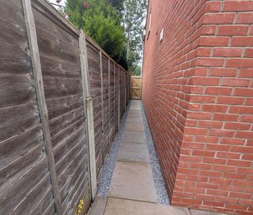 4 bedroom detached house to rent - Photo 1