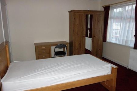 5 bedroom house share to rent - Photo 4