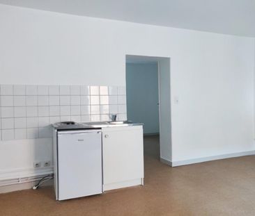 A LOUER - APPARTEMENT T1 - ROANNE HYPER CENTRE - Photo 5