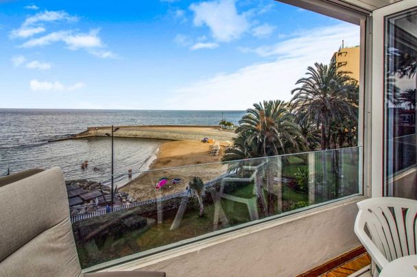 Apartment , seafront to rent in La Lajilla, Arguineguín Casco, Gran Canaria with sea view - Photo 1