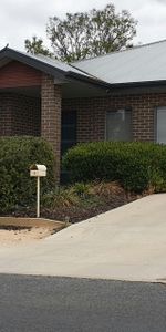 3 Bedroom Executive Home - Photo 3