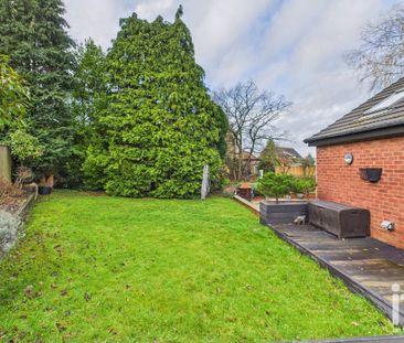 3 bedroom detached bungalow to rent - Photo 1