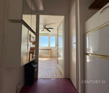 Moderní a světlý byt 1+kk s panoramatickým výhledem v 12. patře, Le... - Photo 6