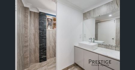 Modern Family Residence including water! - Photo 2