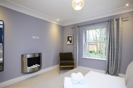 4 bedroom townhouse to rent - Photo 5