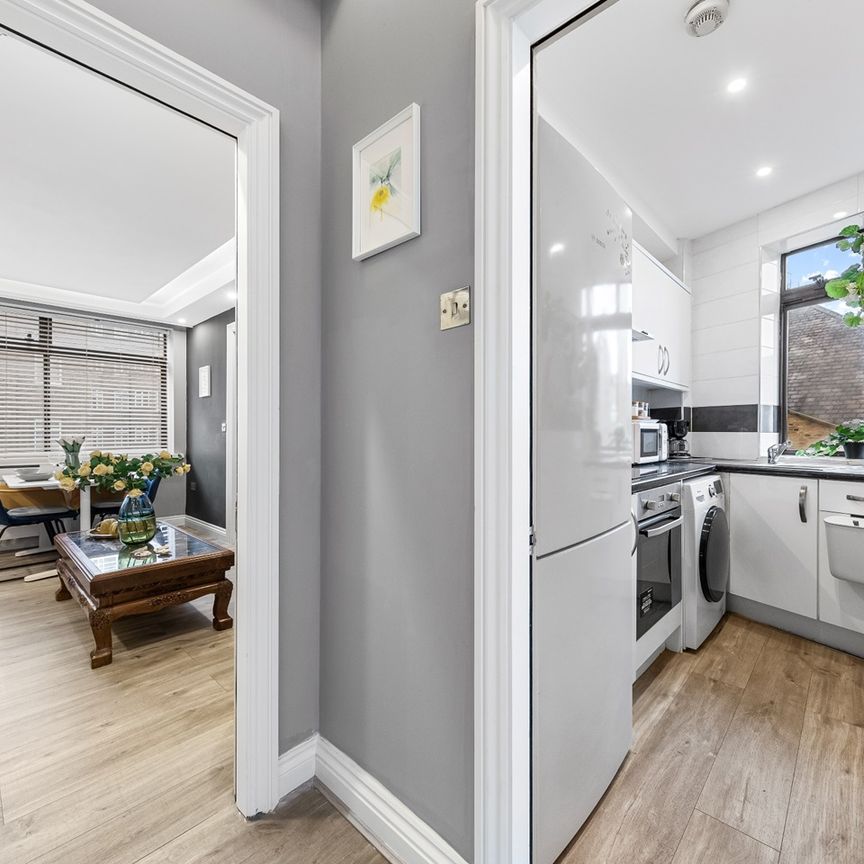 1 Bed Flat, Upper Berkeley Street, W1H - Photo 1