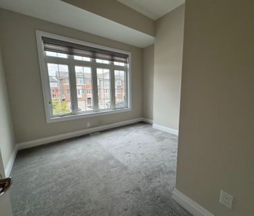 For Lease - 14 Sportsman Hill Street Unit# Upper Level, Kitchener, ... - Photo 4