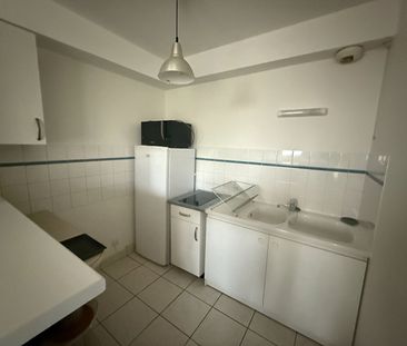 Location Appartement 2 pièces 38m² - Photo 5