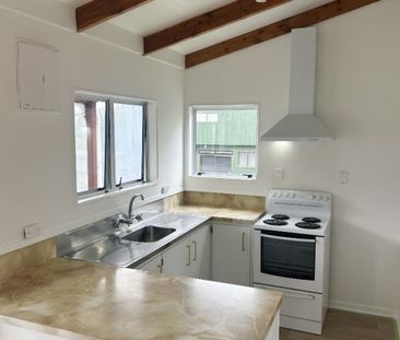 2-Bedroom Home for Rent in Onerahi - Photo 3