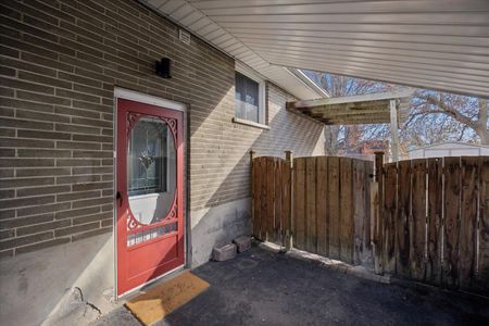 For Lease - 437 Brentwood Avenue Unit# Lower, Oshawa, Ontario - Photo 2