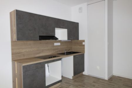 Location Appartement 3 pièces 67m² LA MONTAGNE 44620 - Photo 5