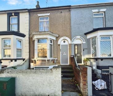 3 bedroom terraced house to rent - Photo 2