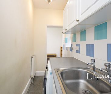1 bedroom apartment to rent Dursley Road, Eastbourne, East Sussex, ... - Photo 4
