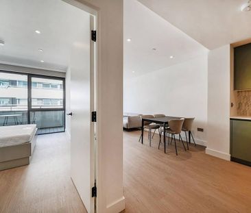 1 bedroom flat to rent - Photo 2