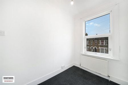3 bedroom terraced house to rent - Photo 4
