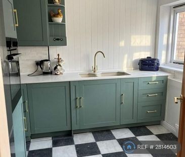 3 bedroom terraced house to rent - Photo 5