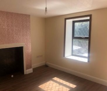 2 bedroom cottage to rent - Photo 2