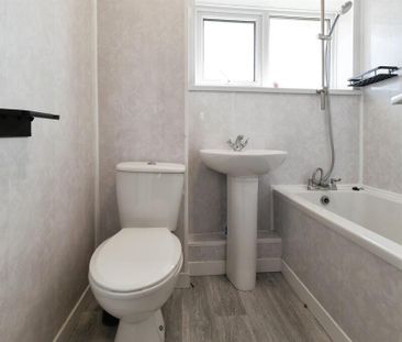 2 bedroom property to rent - Photo 2