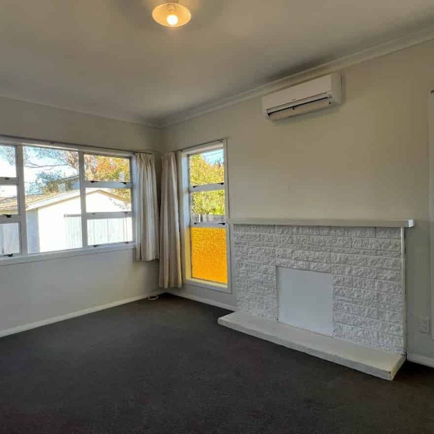 Comfortable three-bedroom home - Photo 1