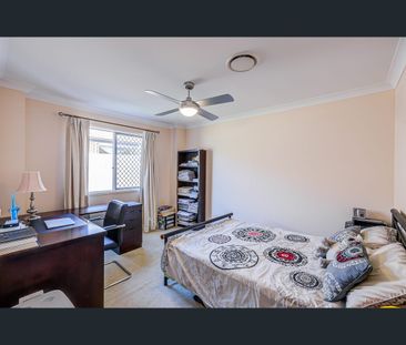 80 Wunburra Circle, Pacific Pines, Qld 4211 - Photo 2