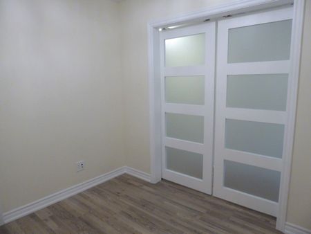 For Lease - 2 Cove Court Unit# 102, Collingwood, Ontario - Photo 5