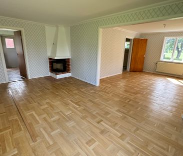 ÖSTERUNDA SONKARBY, Fjärdhundra - Foto 1