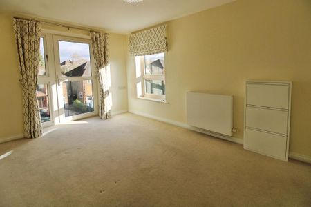 1 bedroom retirement property to rent - Photo 2