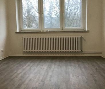 Schöne 2,5 Zi.-Whg. in zentraler Lage! - Foto 1