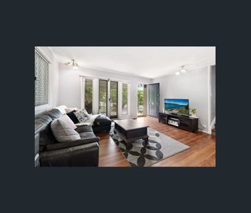 Charming 3 Bedroom home in Ferny Hills! - Photo 1