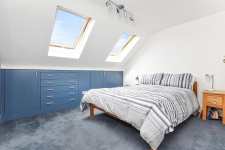 3 bedroom terraced house to rent - Photo 3