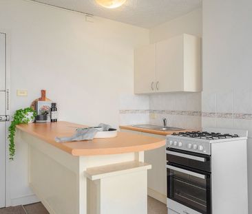 204/54 High Street, North Sydney - Photo 6