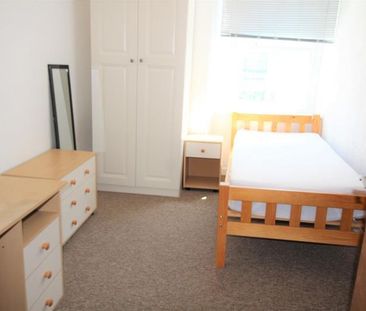 4 bedroom house to rent - Photo 3