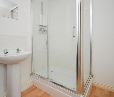 2 bedroom apartment to rent - Photo 6