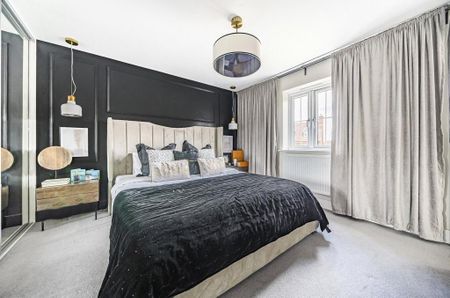 4 bedroom detached house to rent - Photo 5