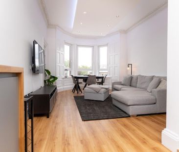 3 bedroom flat to rent - Photo 1