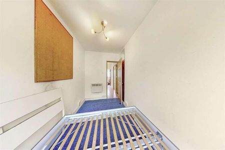 Brancaster House Moody Street, Stepney Green, E1 - Photo 2