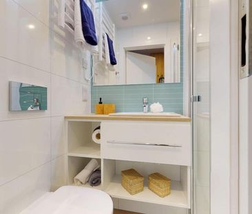 1 bedroom in a flat share to rent - Photo 4