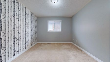 For Lease - 10 Pears Court Unit# Upper, Clarington, Ontario - Photo 5