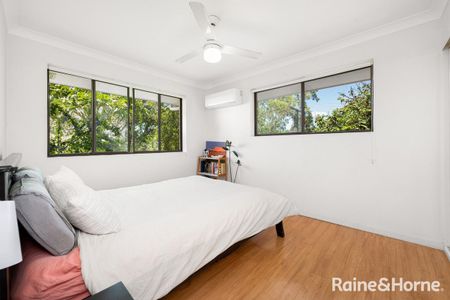 2/19 Lucinda Street, Taringa, QLD 4068 - Photo 3