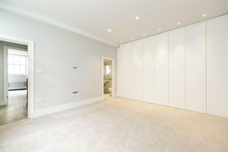 To Let - Photo 2