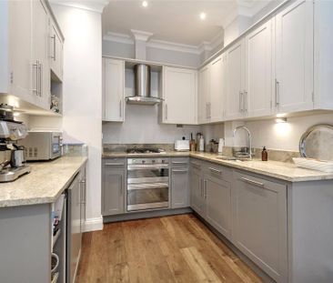 2 bedroom apartment to rent - Photo 6