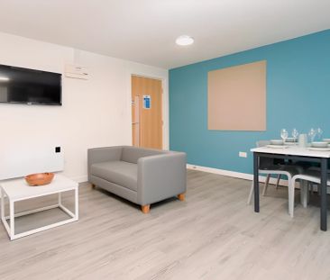 Premium Ensuite - Photo 2