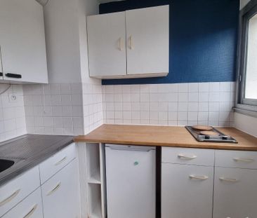 Location Appartement 2 pièces 34m² - Photo 3