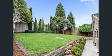 4/9 McGhee Avenue, Mitcham - Photo 2